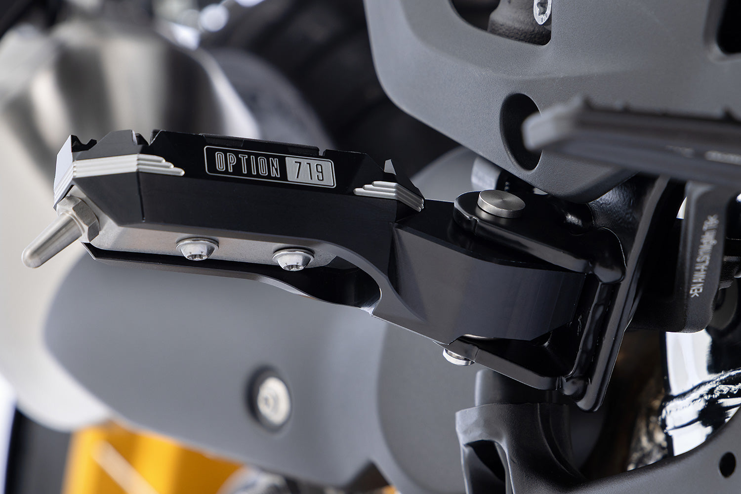 Provides greater safety margins when cornering and increases active riding safety ✔ Premium components ✔ Integrated design ➜ Order now