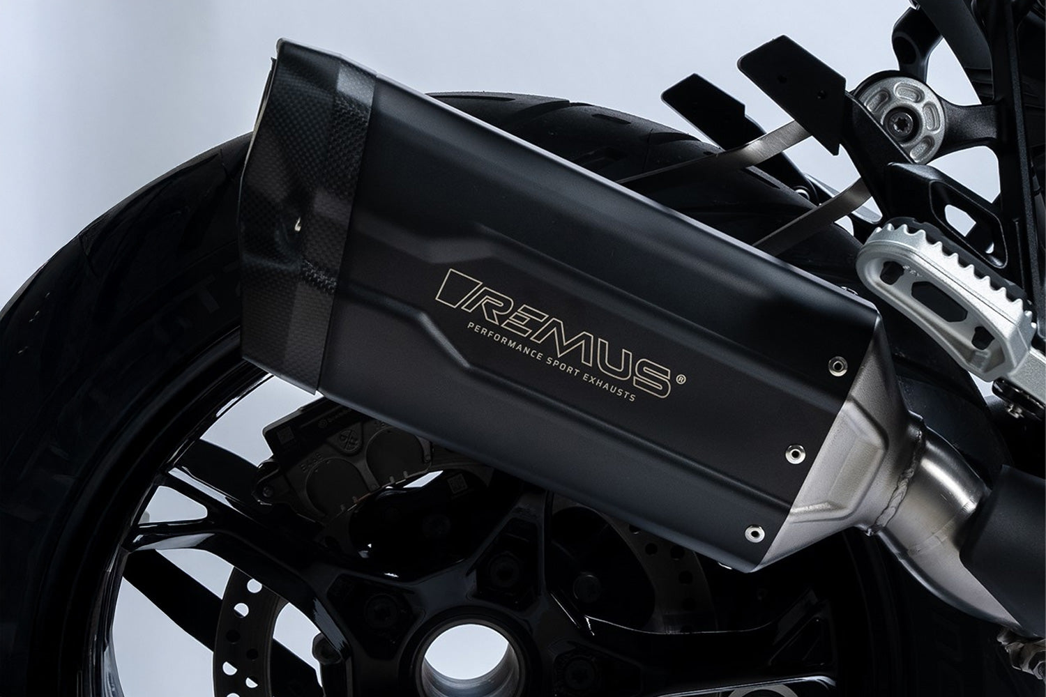 Remus - 8 2.0 Racing Slip-on Rear Silencer for the R 1300 RT