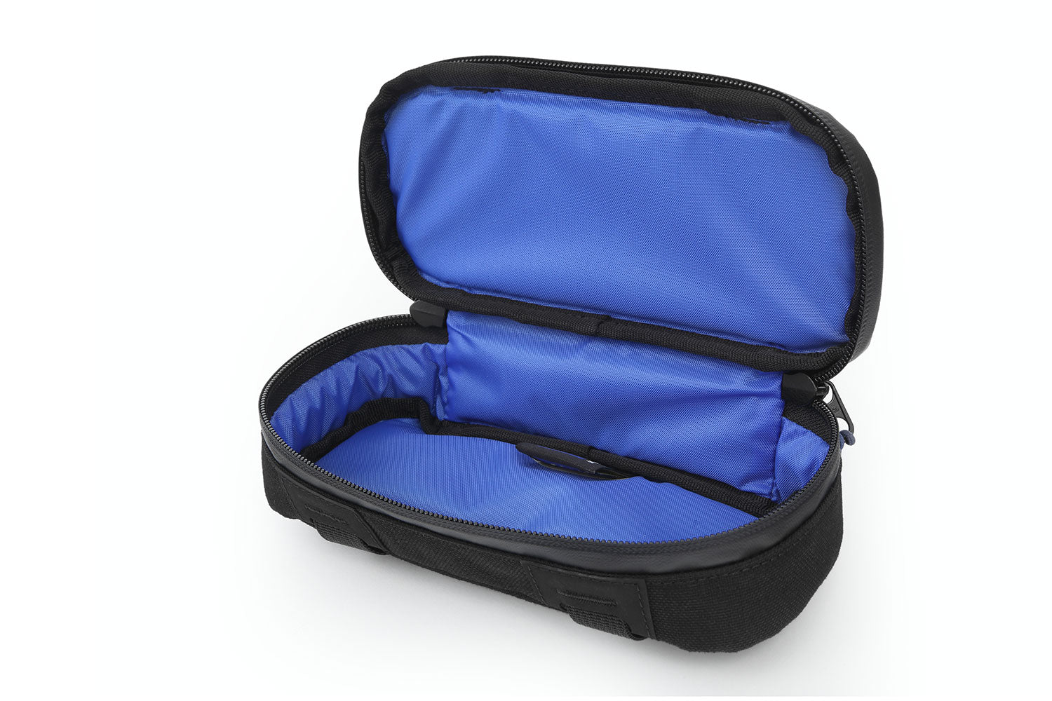 This functional ELEPHANT S top bag comes with all of the benefits of our ELEPHANT range.