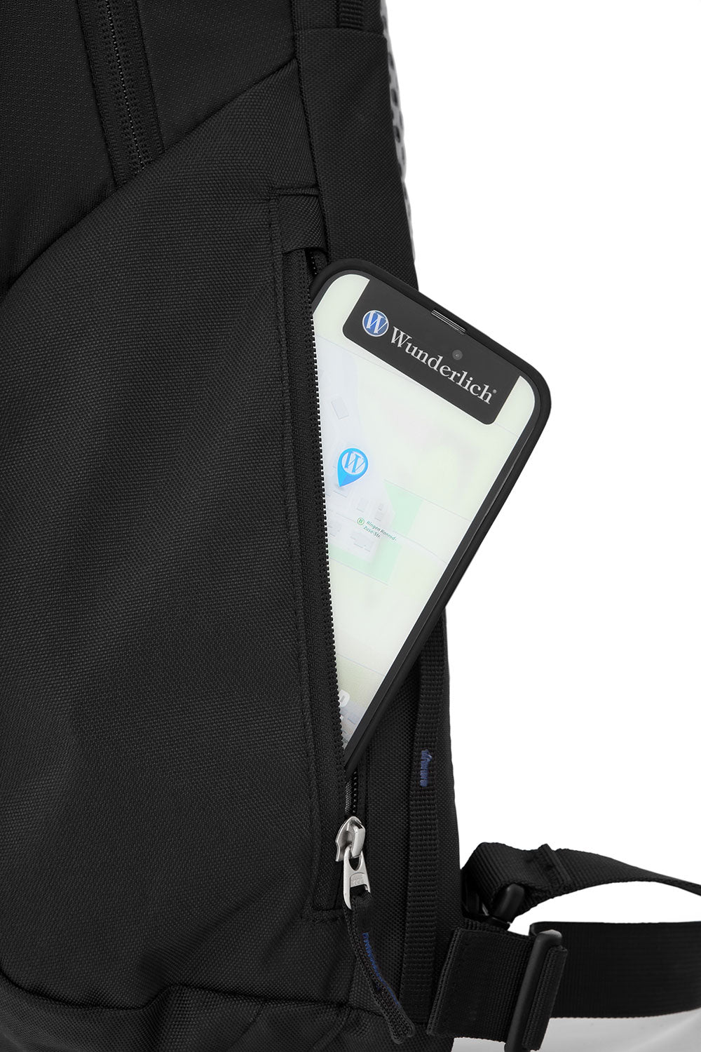 When developing the MOTO PACK, we combined our expertise with that of Deuter's backpack specialists