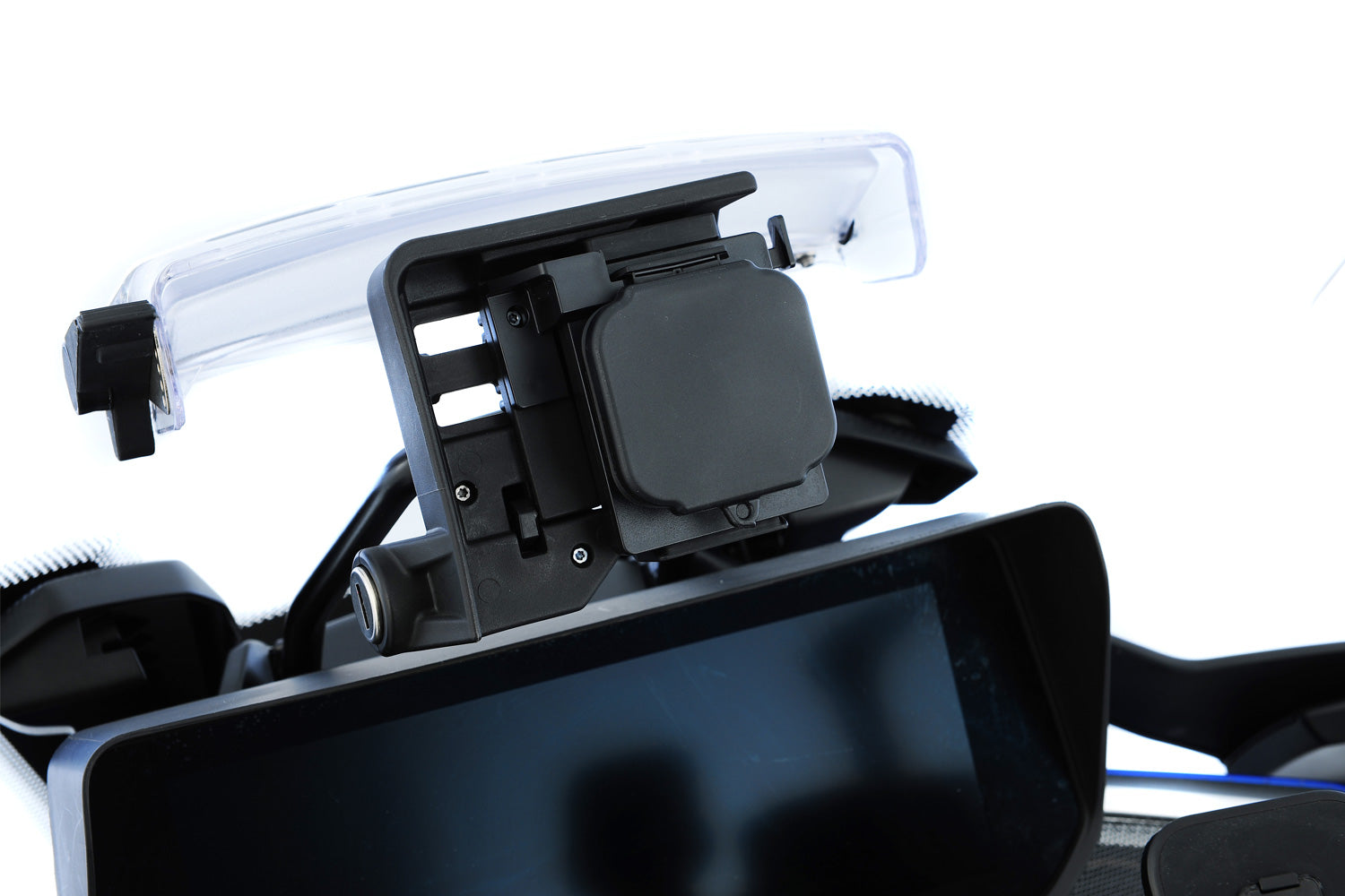 Garmin - Plug & Ride Adapter for Zūmo XT2/XT3 on Original BMW Navigation Mount