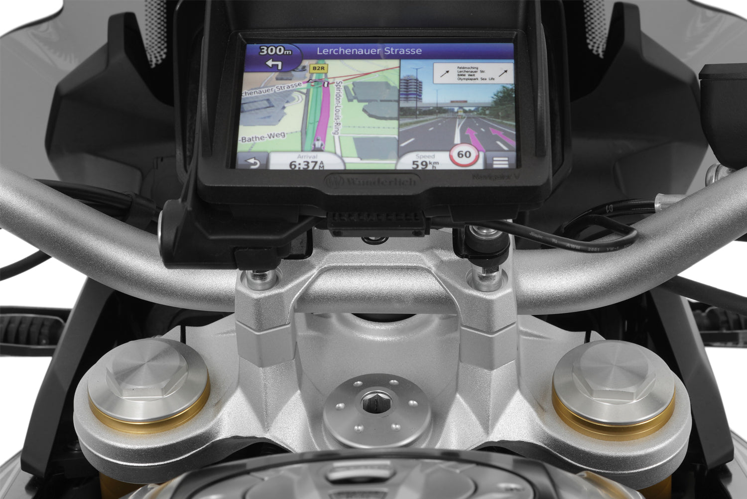 Wunderlich 20 mm handlebar riser for BMW F 850 GS. Better handling and direct riding experience, individual sitting position, more comfort.