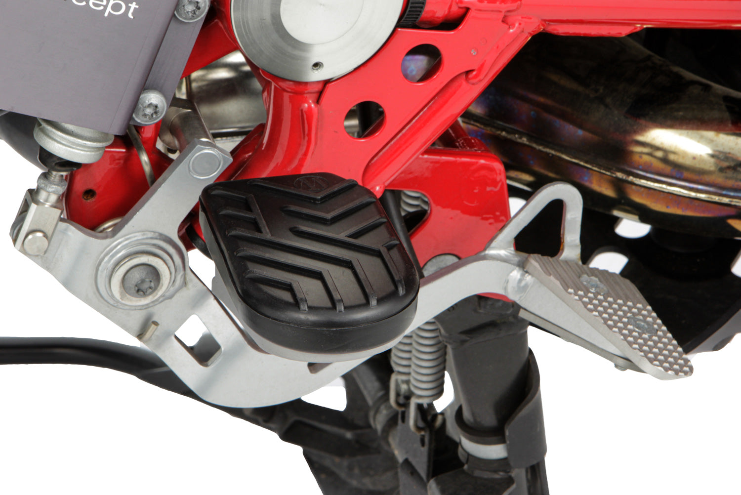 Grippy, profiled footrest pad for the R 1200 GS Adventure – provides greater comfort and safety
