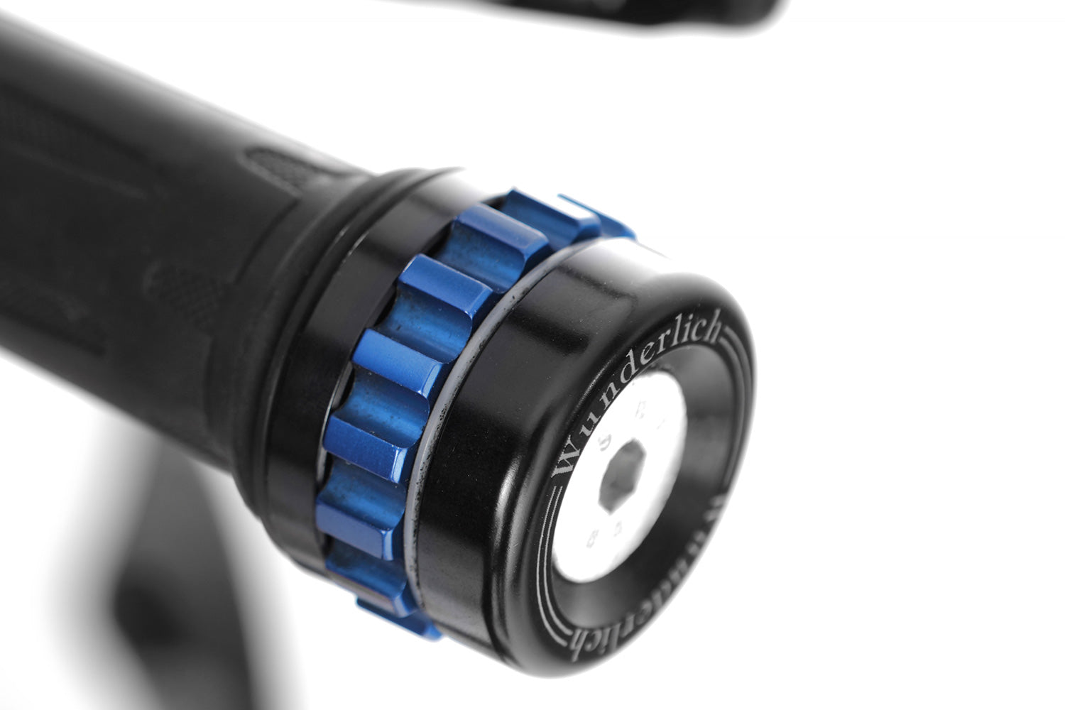 Affordable and practical alternative to a cruise control - complete your BMW ✔ Premium components ✔ Integrated design ➜ Order now