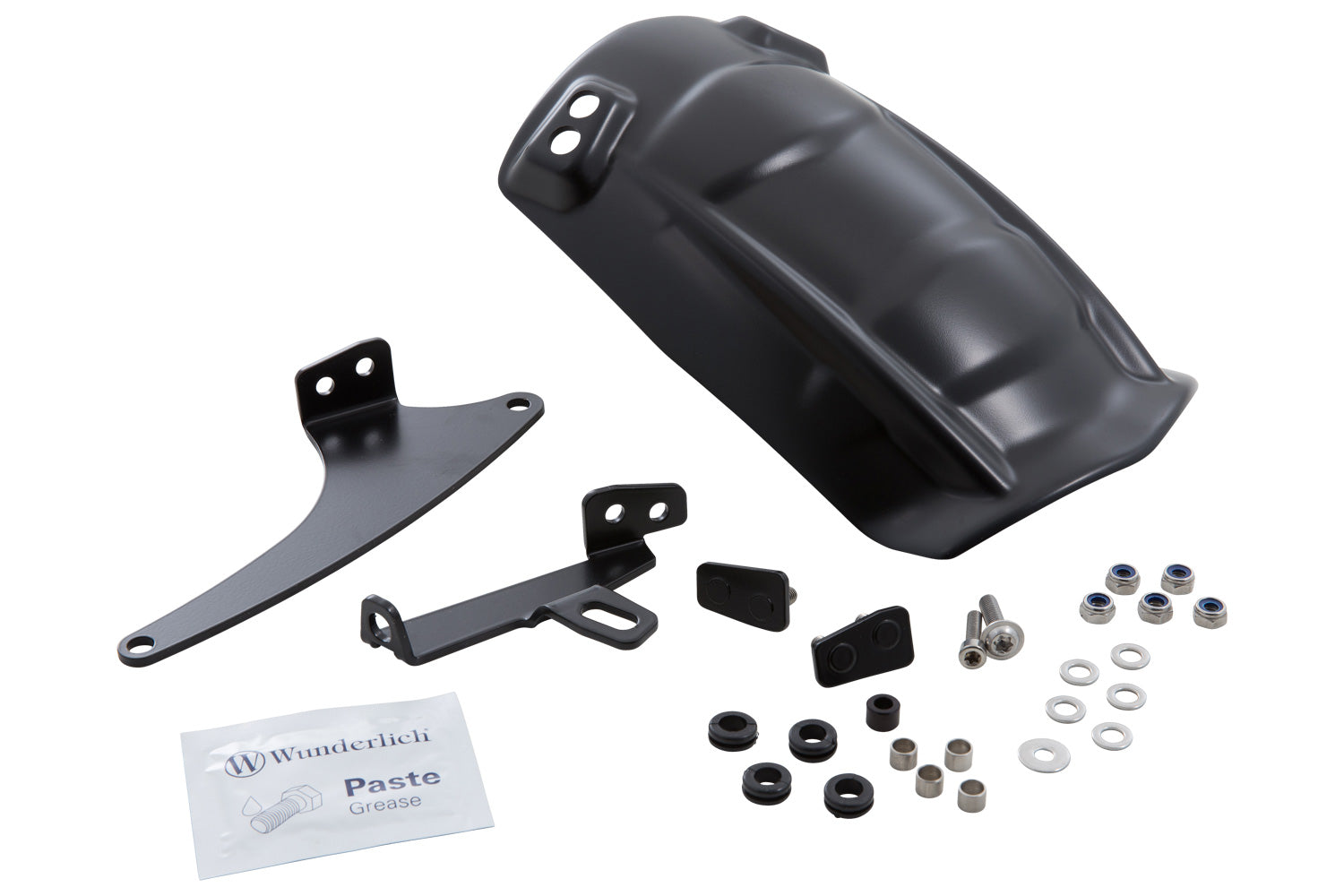 This splash guard protects the shock, along with shock mounts, swing arm, collector pipes and rear of the gearbox of the F 650 | 800 GS.