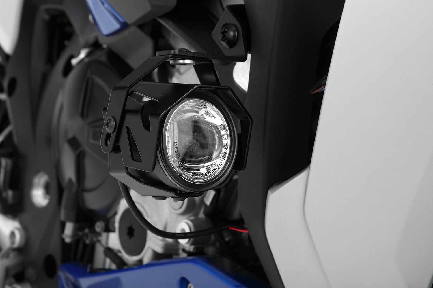 Wunderlich ATON LED auxiliary headlight S 1000 XR - complete your BMW ✔ Premium components ✔ Integrated design ➜ Order now