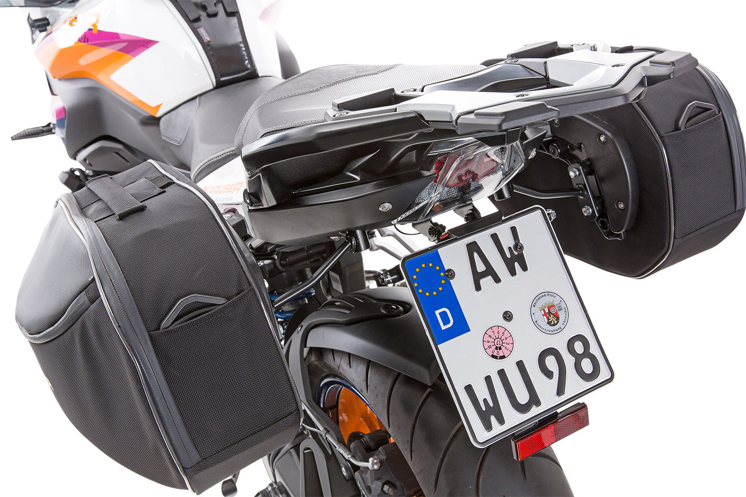 Lightweight, sophisticated and elegant – a stark contrast to the cumbersome original. Wunderlich Tail ConversionLicence Plate Holder »SPORT«