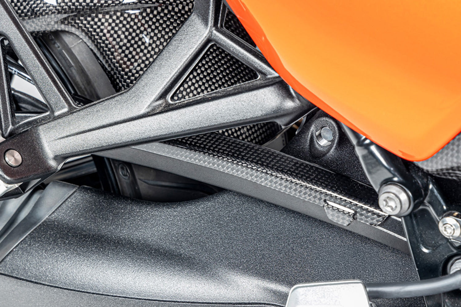 Ilmberger - Brake Line Cover for R 12 nineT
