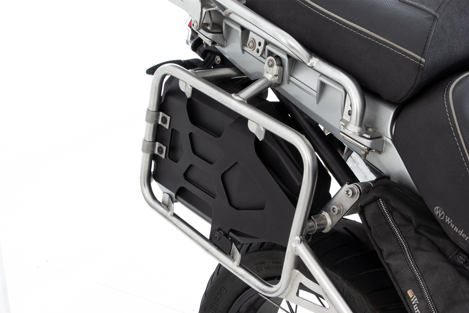 Tailored tool box for various bits and pieces - Space-saving, integrated mounting on the left of the original case carrier!