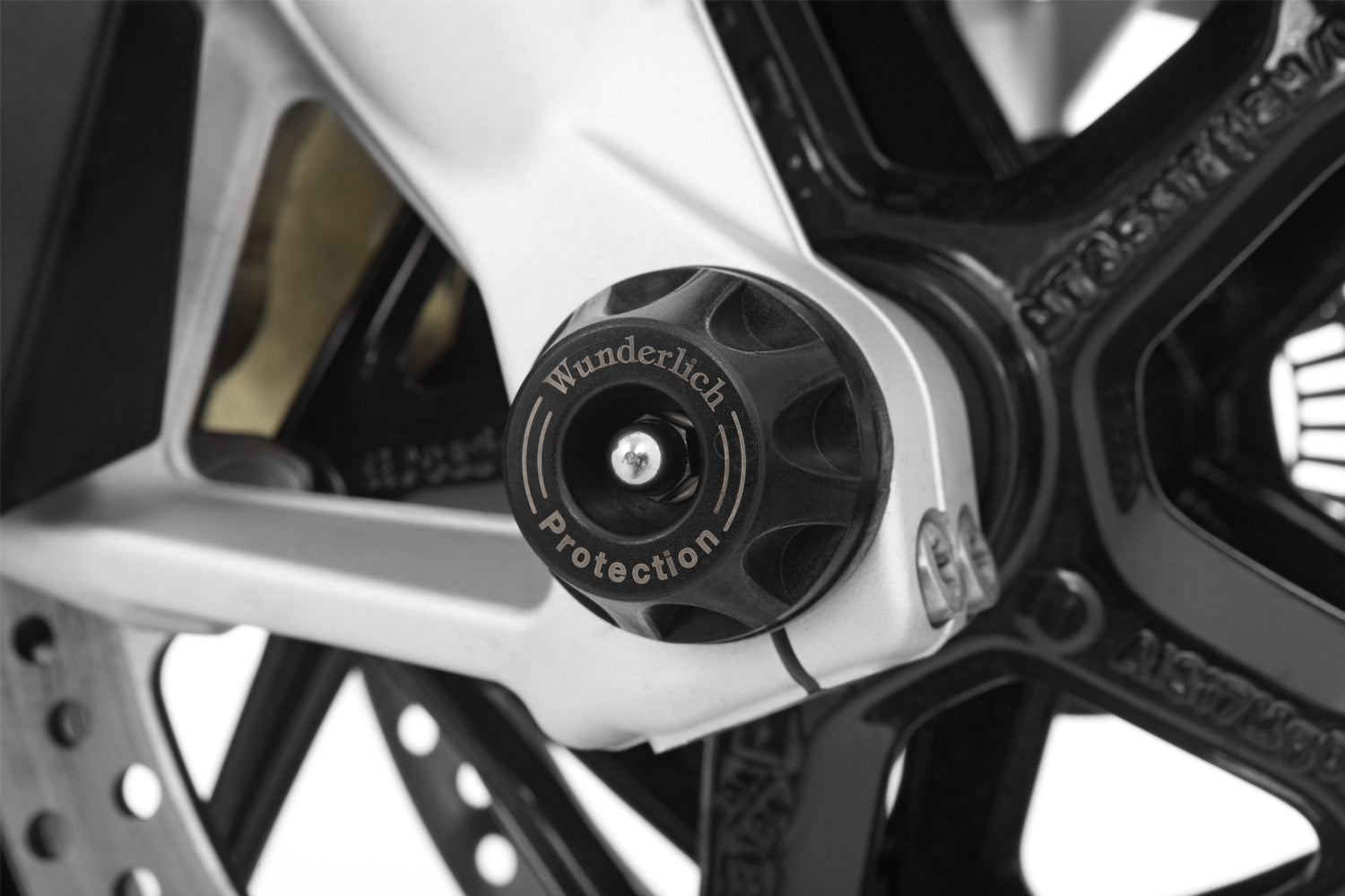 Keeps the forks a safe distance from the asphalt and helps prevent serious damage.