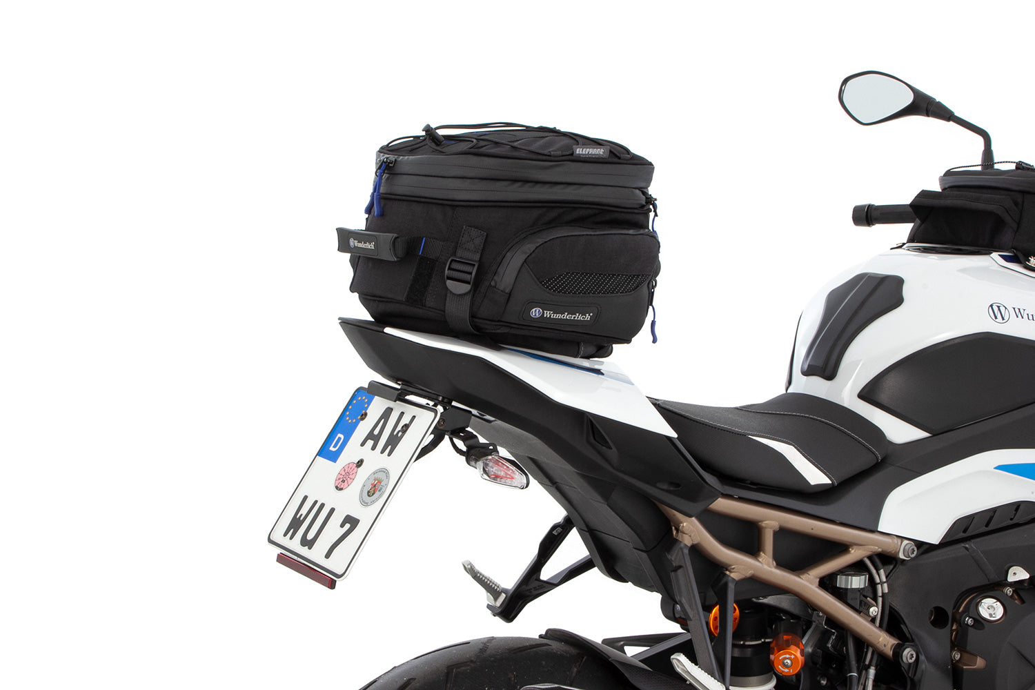 Multifunctional and sporty compact bag