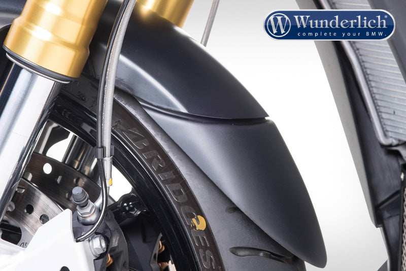 This mudguard extension is thermoformed from ABS material and offer the S 1000 R/ RR/ XR an additional protection from dirt and mud.