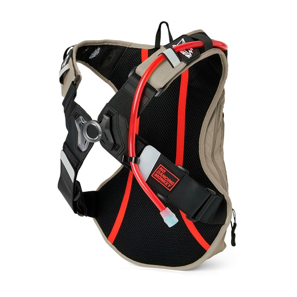 USWE-BACKPACK HYDRA OUTLANDER MOTO 9L SAND 5209077021 7340216600674