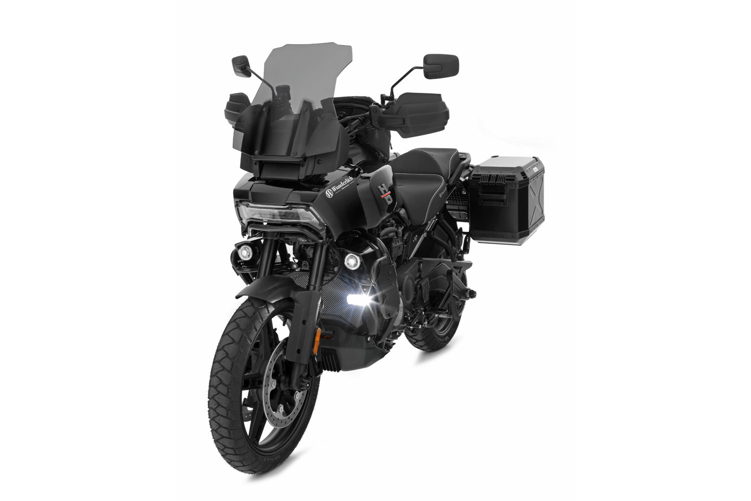Protects against the wind, weather and mechanical influences.