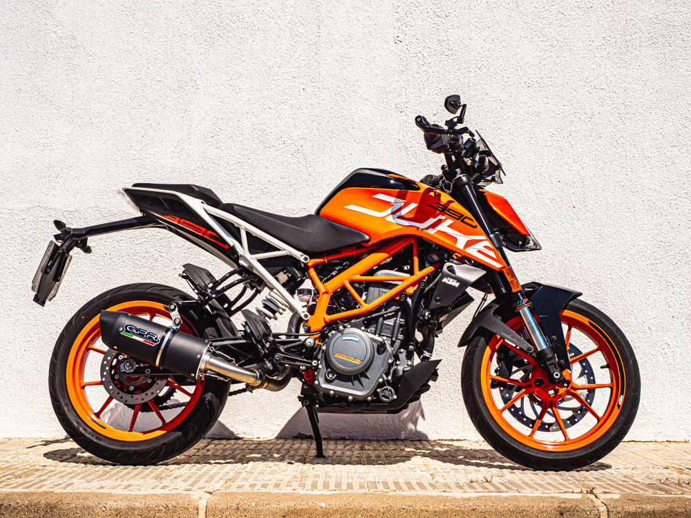 GPR-Exhaust---Furore-Nero-Slip-on-for-DUKE-125-from-2011-to-2016-dB-Killer-Link-Pipe-Catalyst