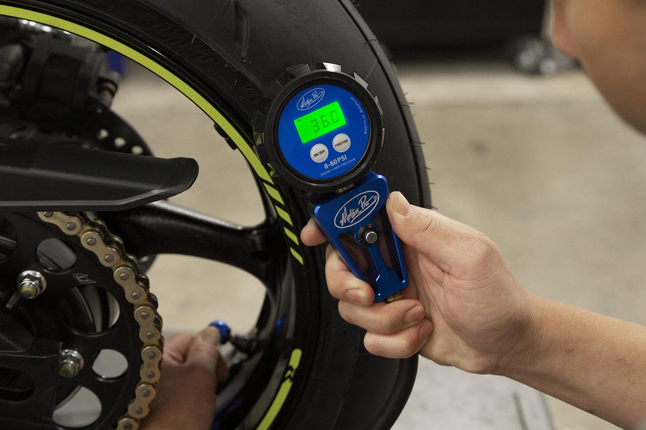 Motion Pro - Digital Tire Pressure Gauge 0-60 psi