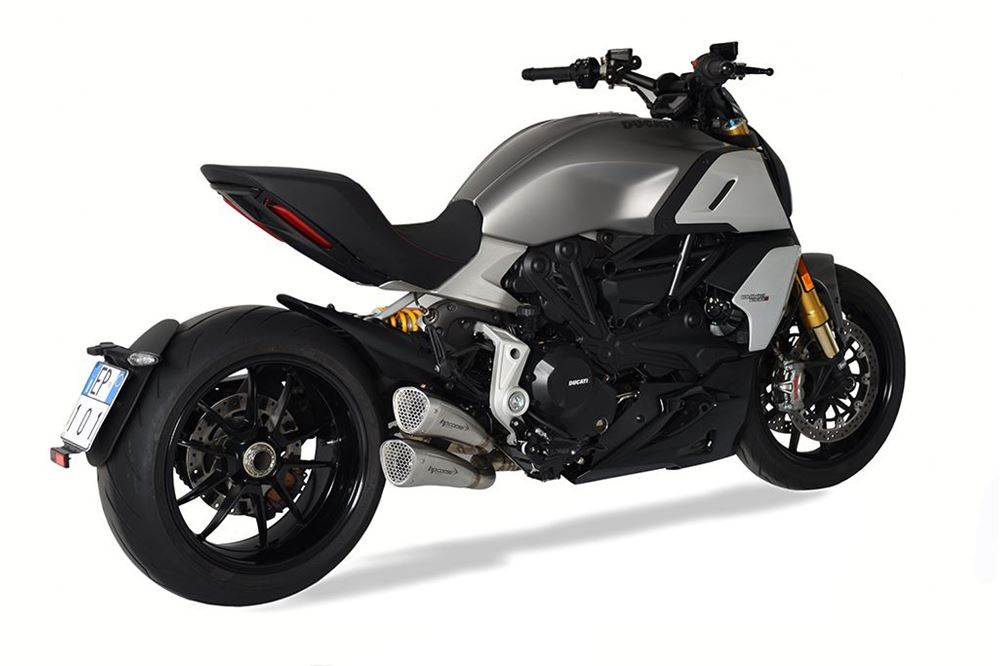 HPCorse - Hydroform Short Muffler for Ducati Diavel 1260 - Race Use Only