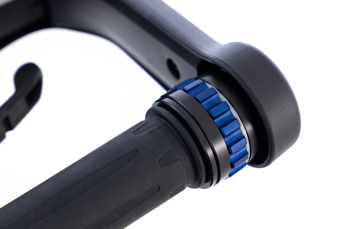 Allows individual adjustment of the throttle grip’s rotational resistance &