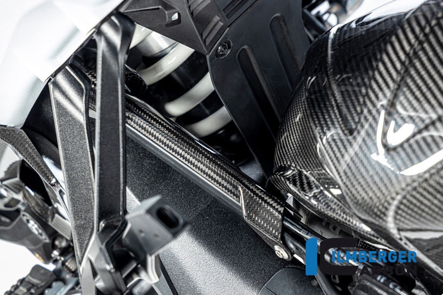 Ilmberger - Brake Line Cover for R 1300 GS + Adventure