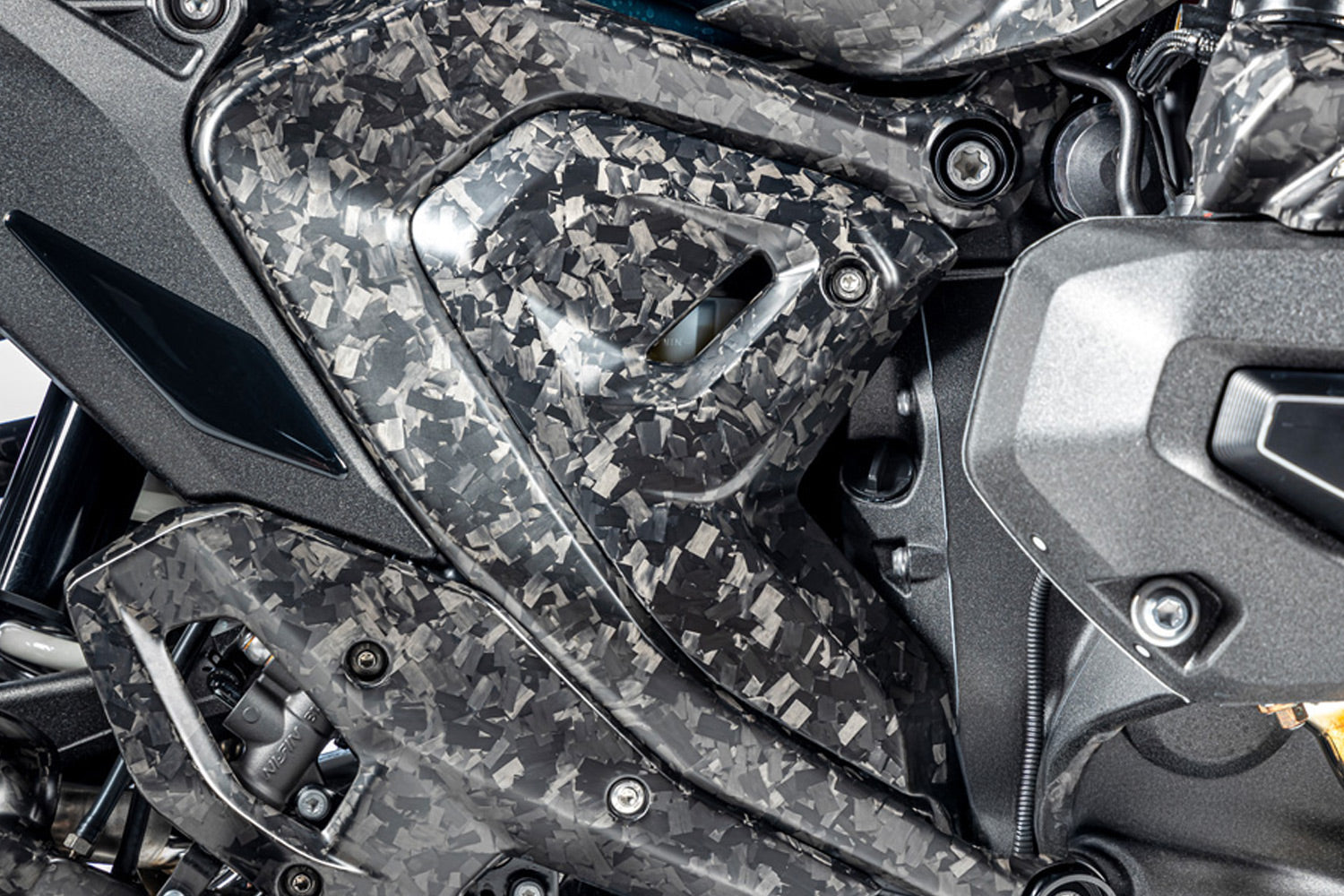 Ilmberger - Frame Triangle Cover for R 1300 GS + Adventure