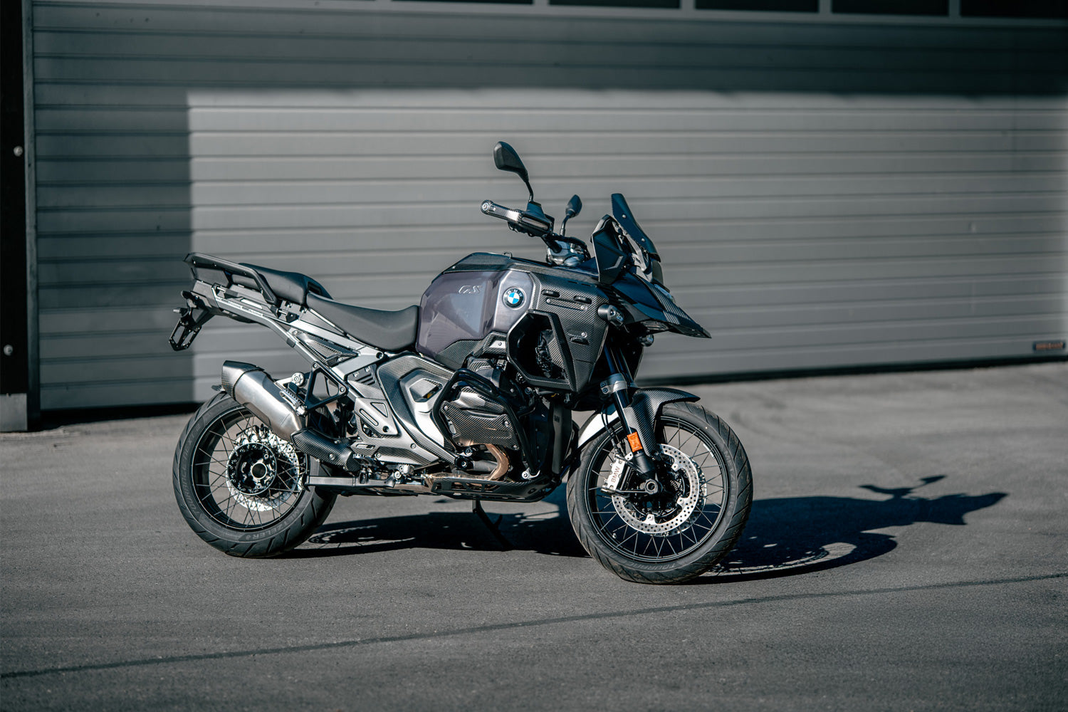 Ilmberger - Radiator Cover with Holes for Bag Mounts for R 1300 GS ADV.