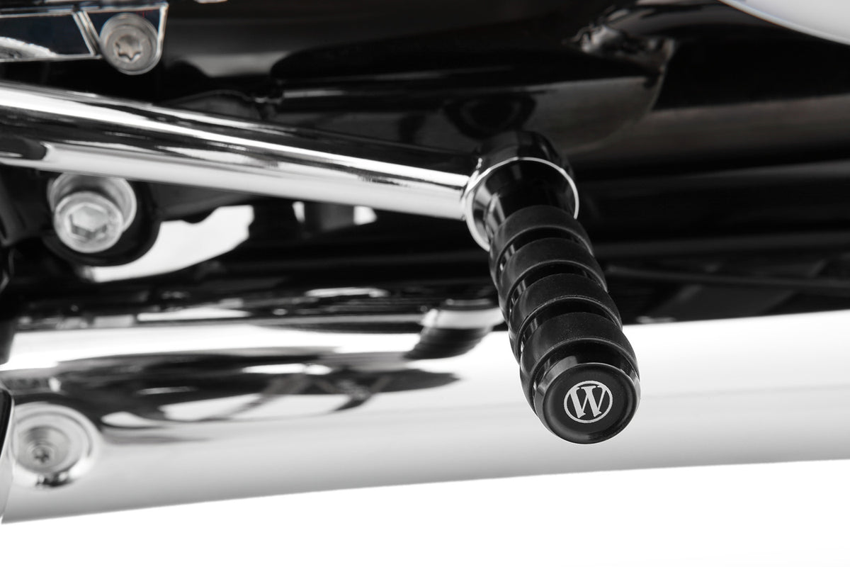 Our brake lever extension optimises the operation of the foot brake on the BMW R 18