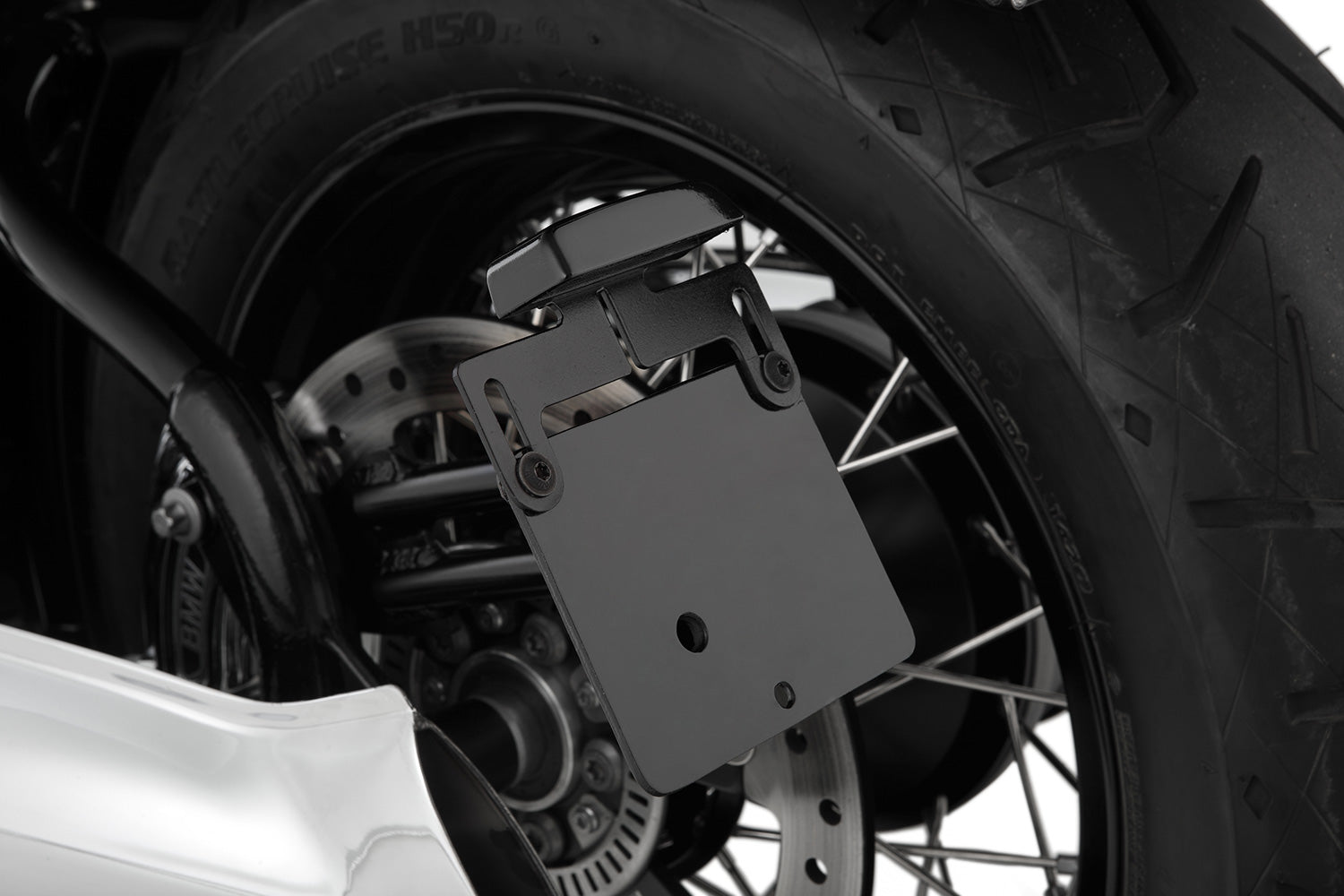 Wunderlich licence plate holder side R 18 - complete your BMW ✔ Premium components ✔ Integrated design ➜ Order now