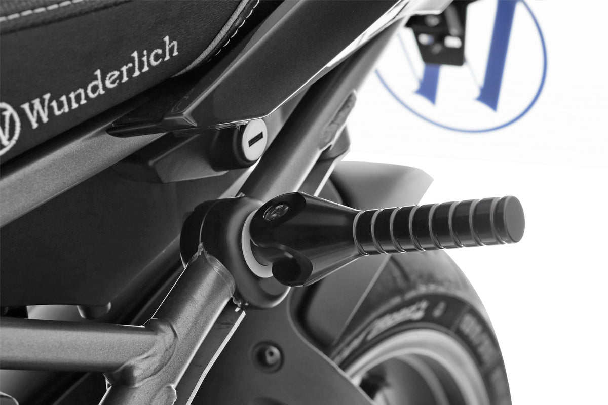 This folding lifting handle makes lifting the BMW bike onto the centre stand much easier, especially when the bike is fully loaded.