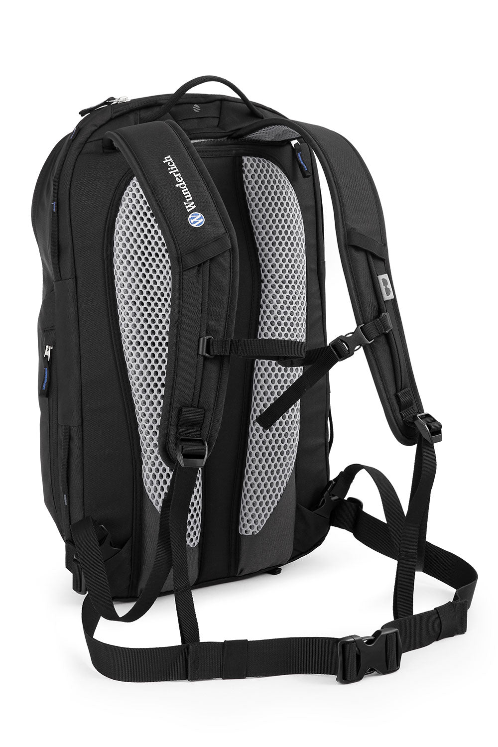 When developing the MOTO PACK, we combined our expertise with that of Deuter's backpack specialists