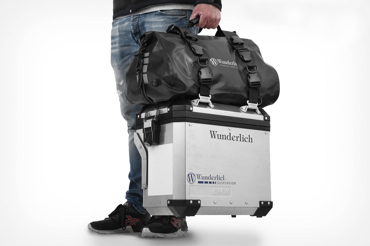 Rack Pack WP40, a top-quality and waterproof roll-up bag with an innovative mounting system.