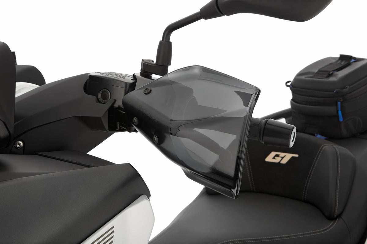 Hand guards BMW Scooter C 400 GT,  C 400 X For a long time, the use of Hand guards was reserved exclusively for off-road machines.