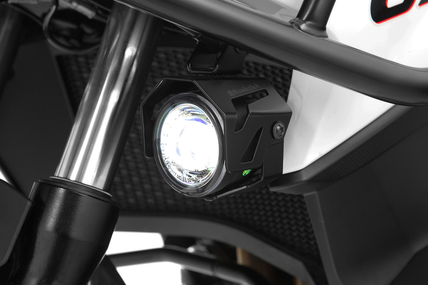 »ATON« LED auxiliary headlights - low energy consumption, extremely durable and bright 
