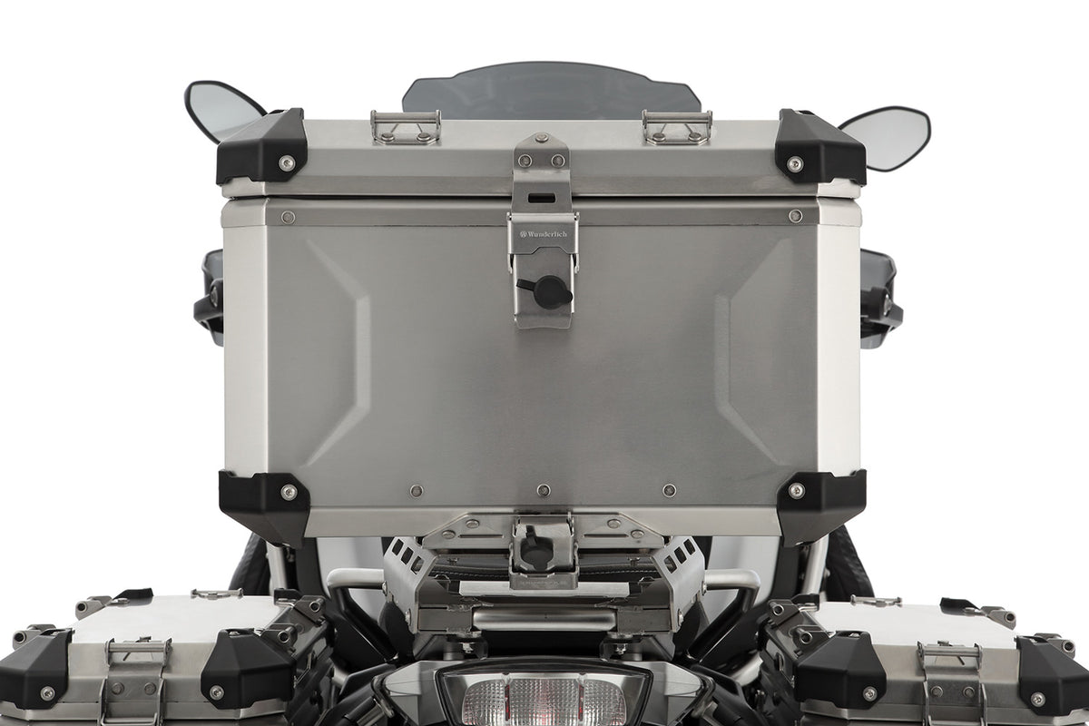 EXTREME maXLine topcase with a staggering 47 litres of storage volume - so big that you can stow a standard helmet in it
