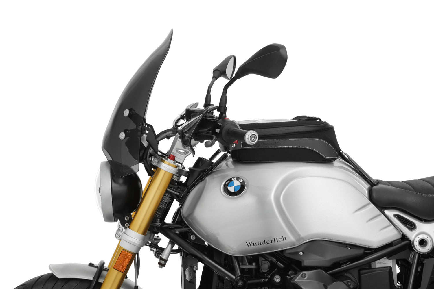 Our designer Nicolas Petit draw a windshield, exclusively for the R nineT, connecting „old-school“ elements with modern aerodynamic