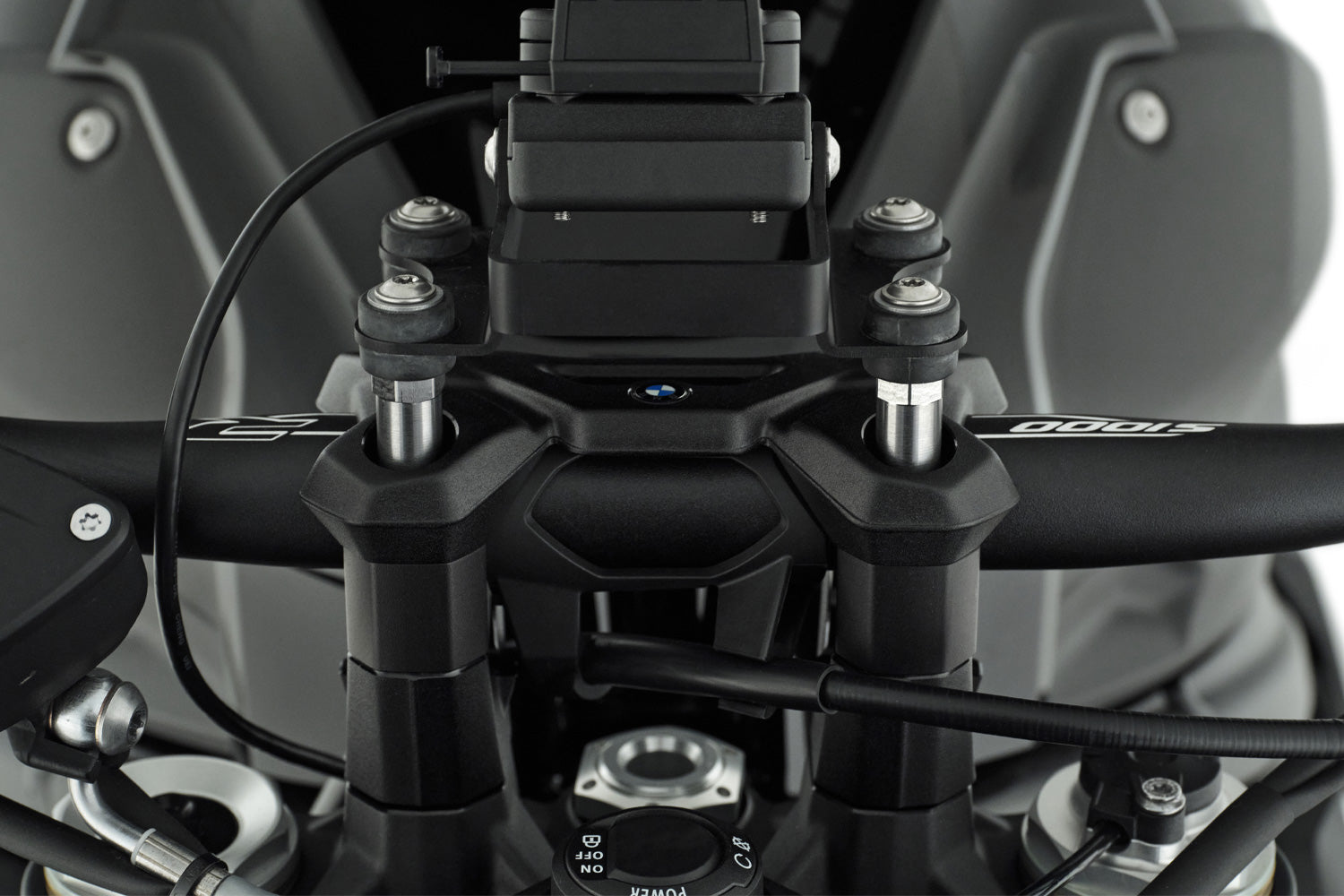 Special screws for handlebar riser 40mm with navigation - complete your BMW ✔ Premium components ✔ Integrated design ➜ Order now