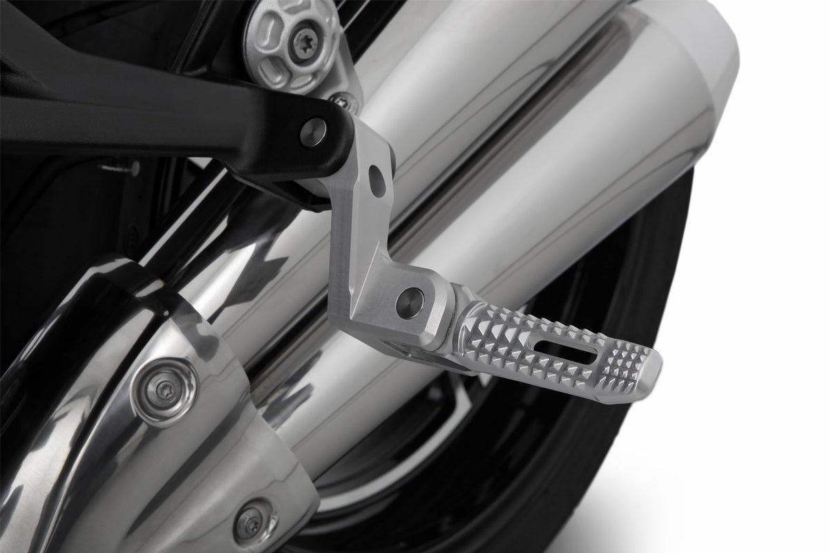 Approx. 45 mm lower compared to the position of the original footrests