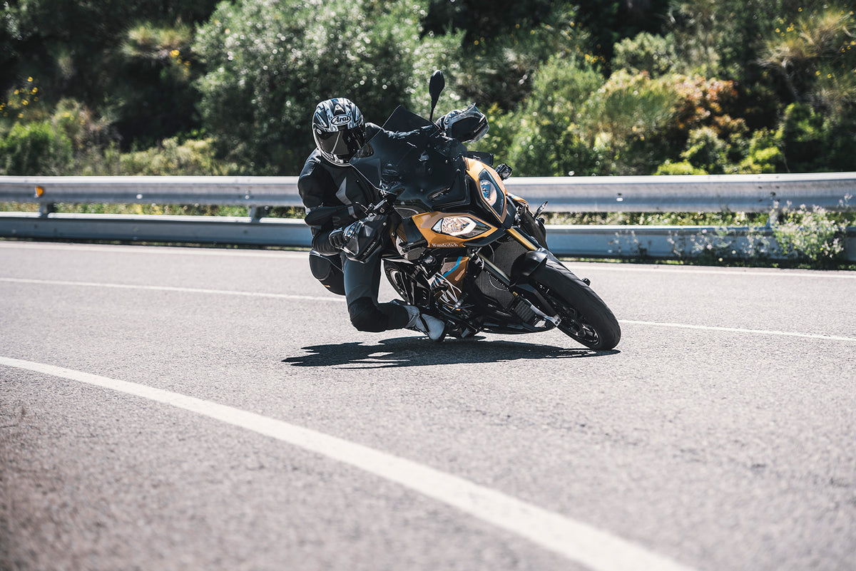 Wunderlich Crash pads for the crash bars S 1000 XR - complete your BMW ✔ Premium components ✔ Integrated design ➜ Order now