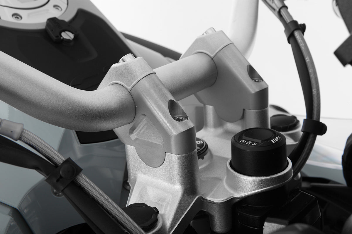 The Wunderlich handlebar riser for the BMW R 1200/1250 GS LC for a convenient and comfortable seating position for relaxed riding