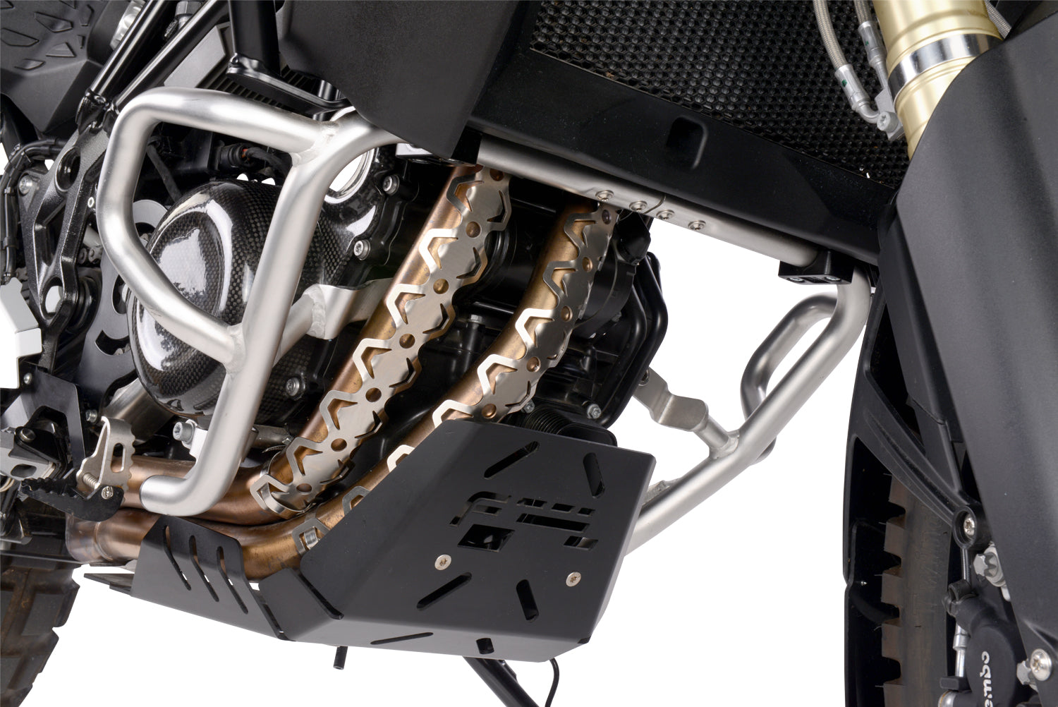 The protector for the R 1200 GS LC exactly matches the round radius of the header pipe assembly, made from aluminium.