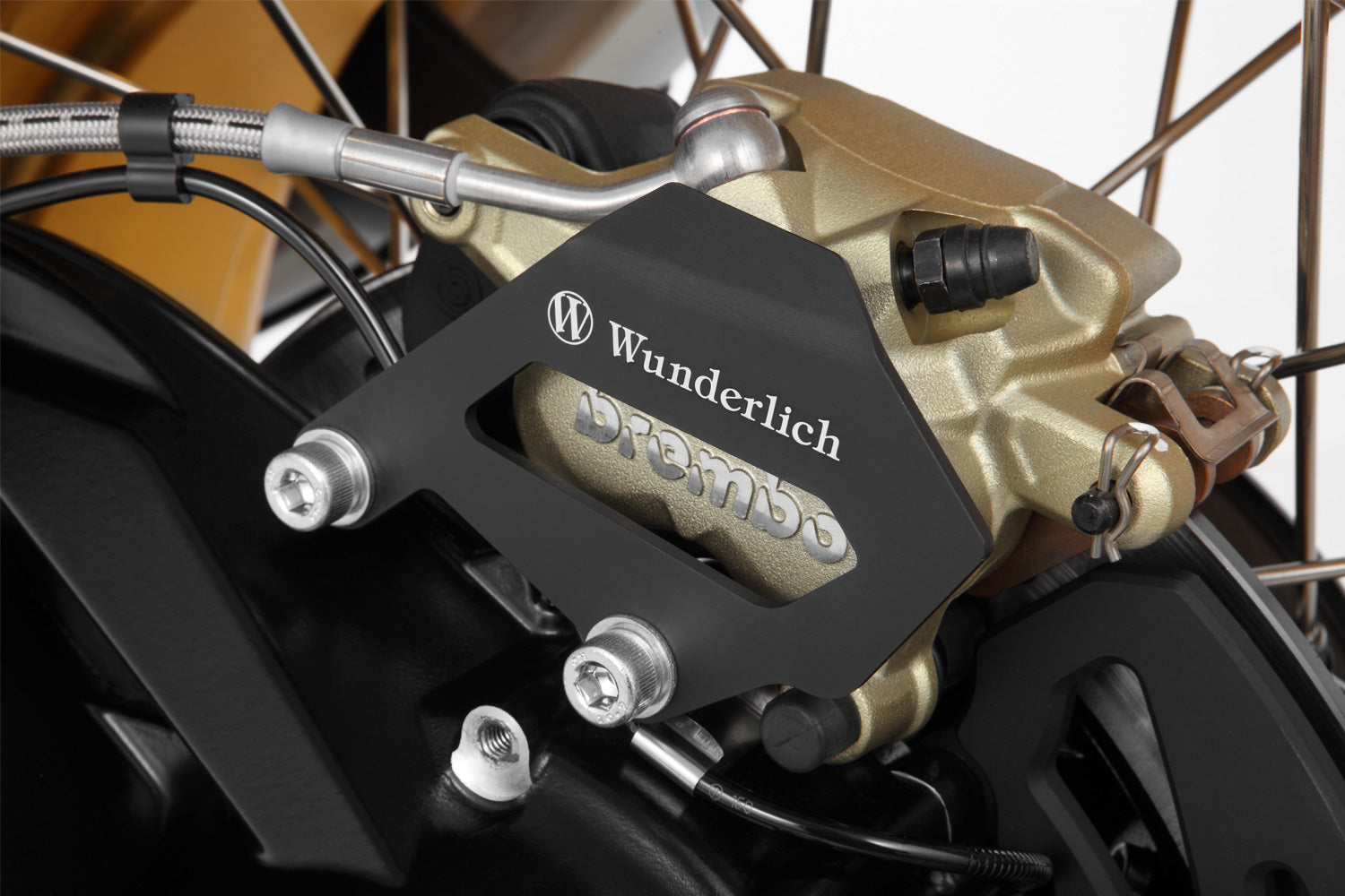The brake calipers are transformed by this elaborately made cover into real eye-catchers as well as benefiting from additional protection