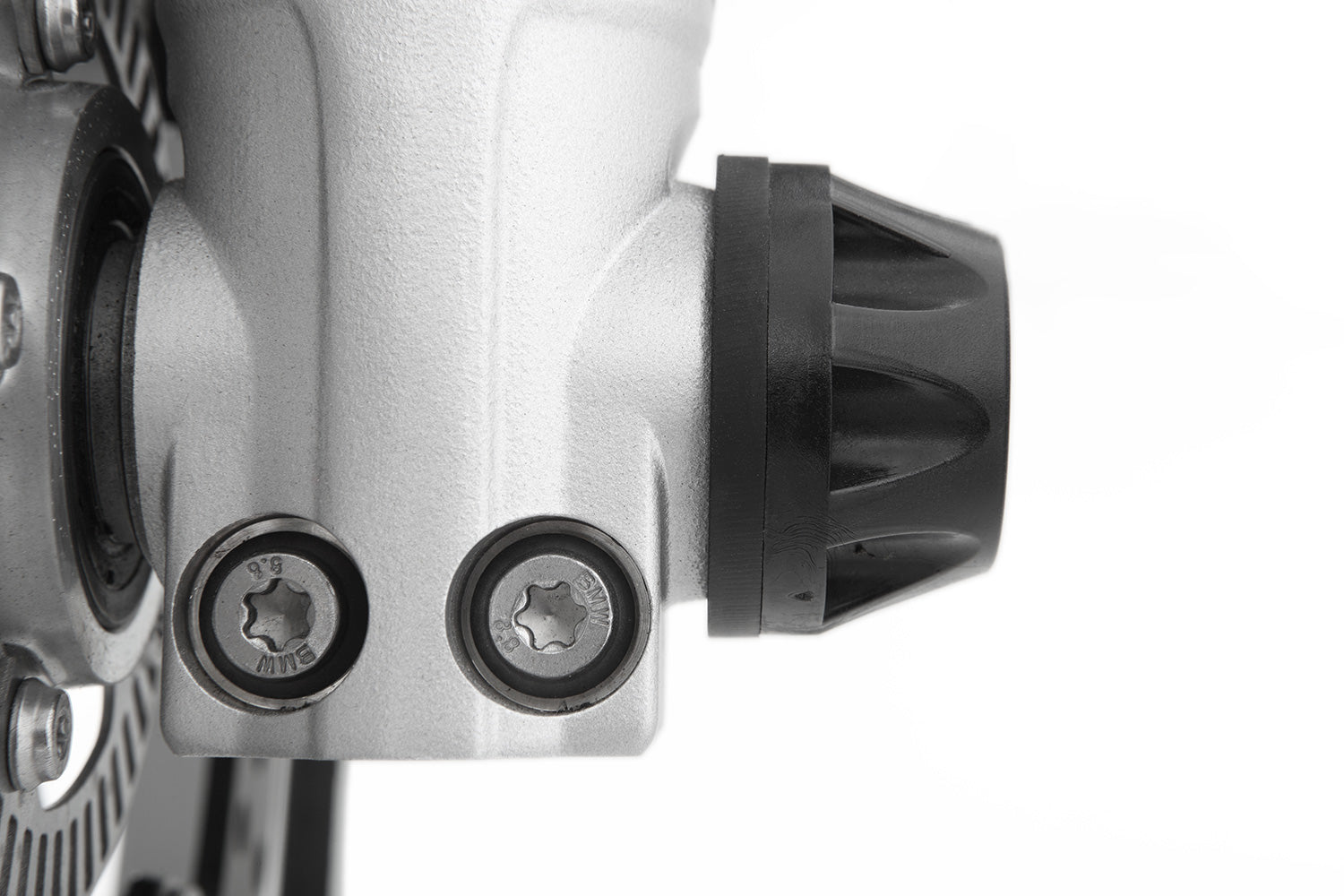 Keeps the forks a safe distance from the asphalt and helps prevent serious damage.