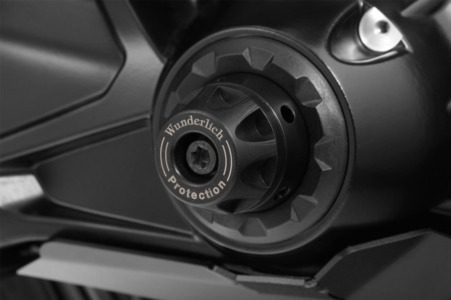 Motorsport design for minimal friction resistance during light falls ✔ Premium components ✔ Integrated design ➜ Order now
