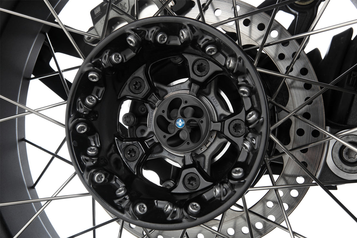 Motorsport design for minimal friction resistance during light falls ✔ Premium components ✔ Integrated design ➜ Order now