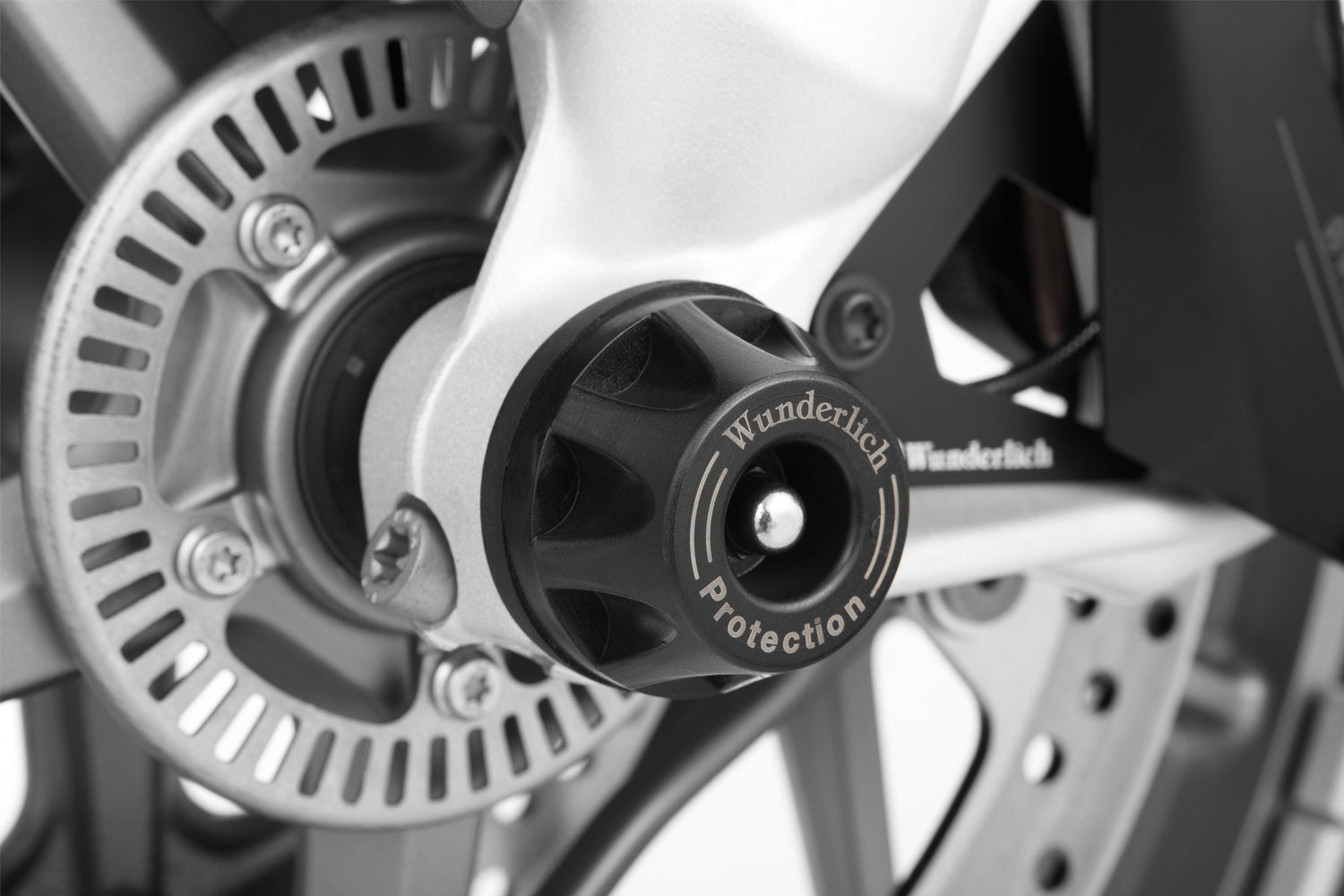 DoubleShock axle protection pads now also keep the front fork a safe distance from the asphalt and help prevent serious damage 
