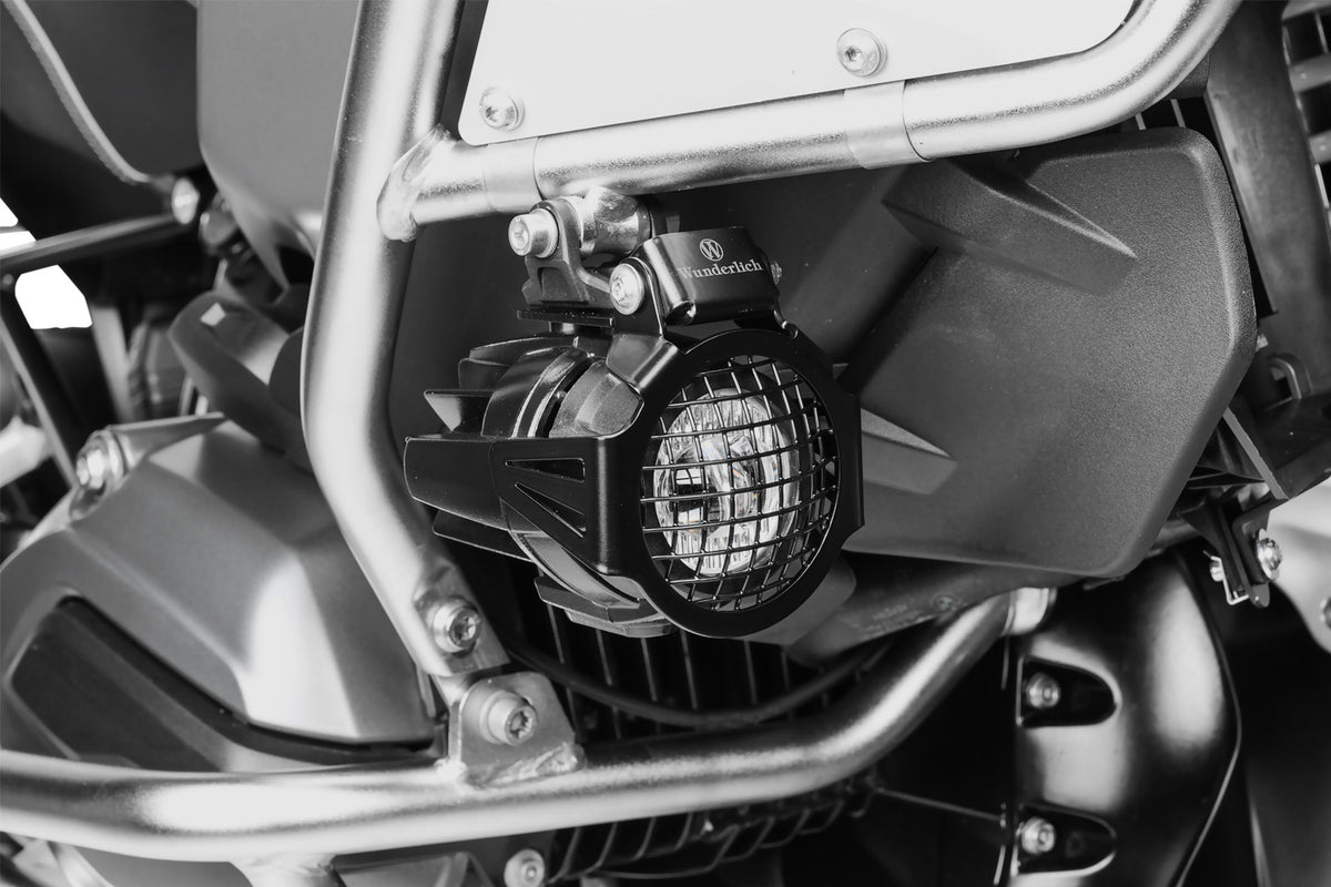 Wunderlich auxiliary light protection grille for BMW R 1200 GS LC  protects even from violent impacts.