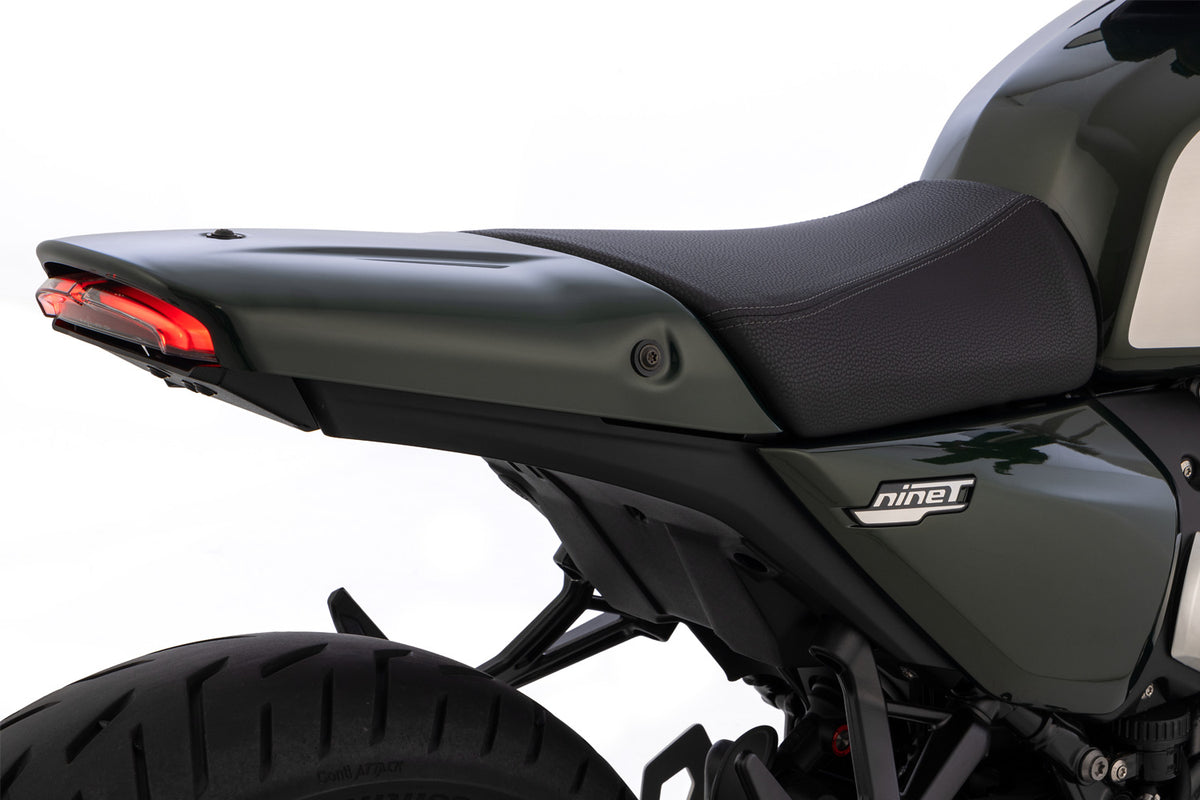 Wunderlich Rear Closure without License Plate Holder R 12 nineT - complete your BMW ✔ Premium components ✔ Integrated design ➜ Order now