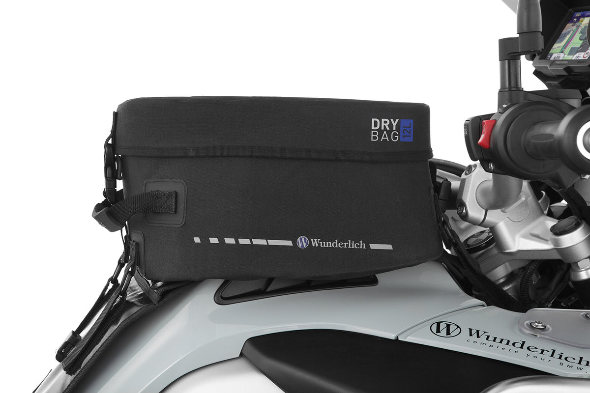 Our compact tank bag is the ideal solution for everyday travel but also for tours over a day or multiple days