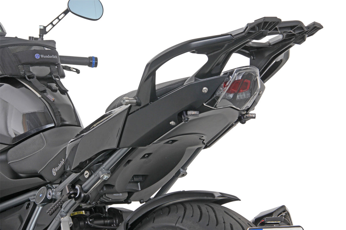 Tail conversion gets the number plate closer to the vehicle and creates a successful, attractive tail conversion