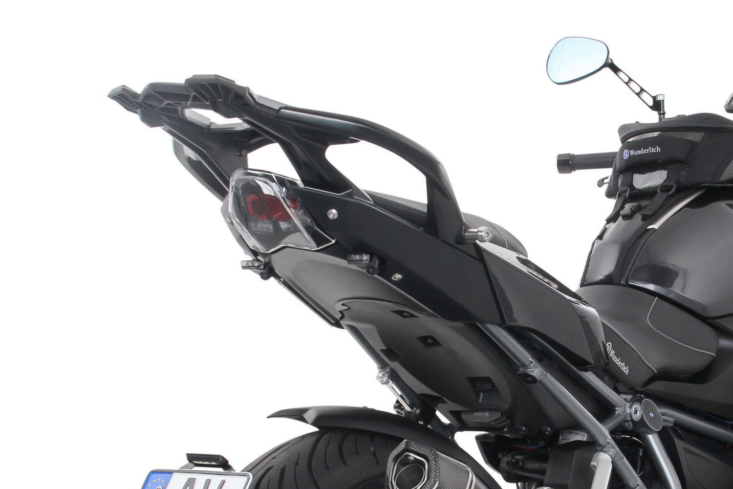 Tail conversion gets the number plate closer to the vehicle and creates a successful, attractive tail conversion