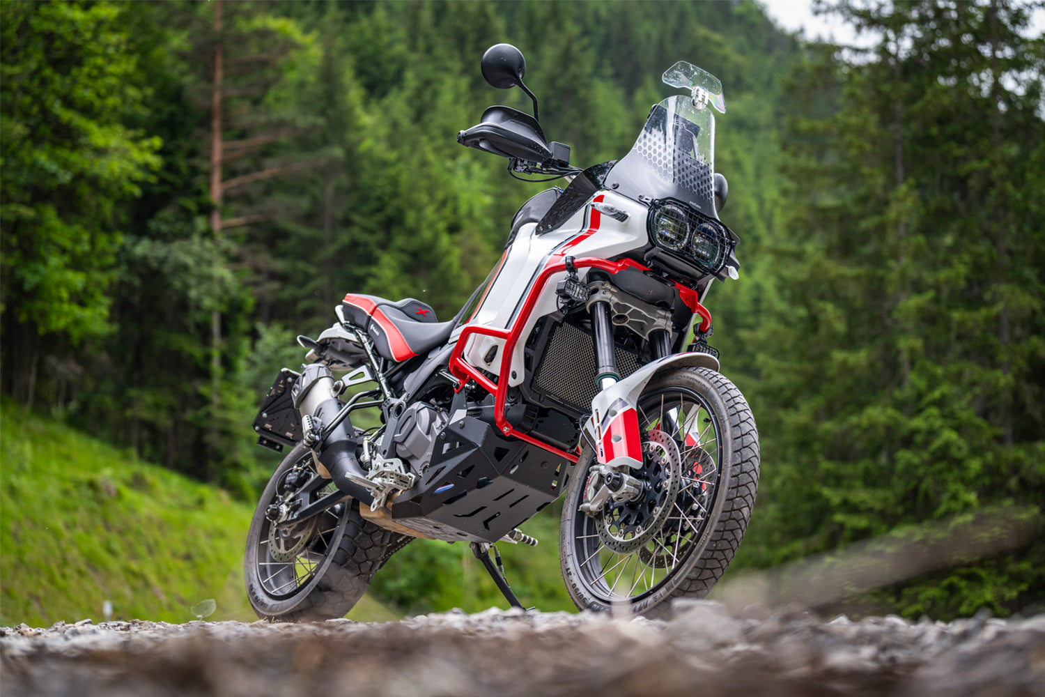 Engine protection EXTREME DesertX (Discovery) - Passion. Unlimited. ✔ Premium components ✔ Integrated design ➜ Order now